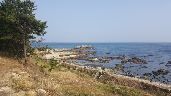 우측 초소앞 